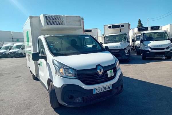 RENAULT TRAFIC KONTENER CHŁODNIA MROŹNIA NR 920